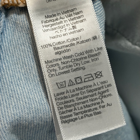 Madewell 30 Light Wash Distressed Raw Hem The Mom Jean Denim Shorts Button Fly - Picture 8 of 9